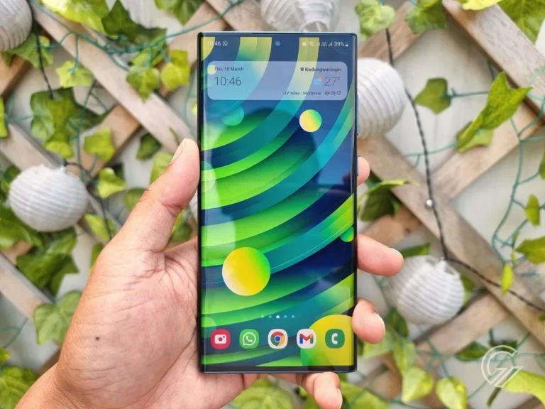 Layar OLED Teknologi Display Terbaik untuk Gambar yang Hidup