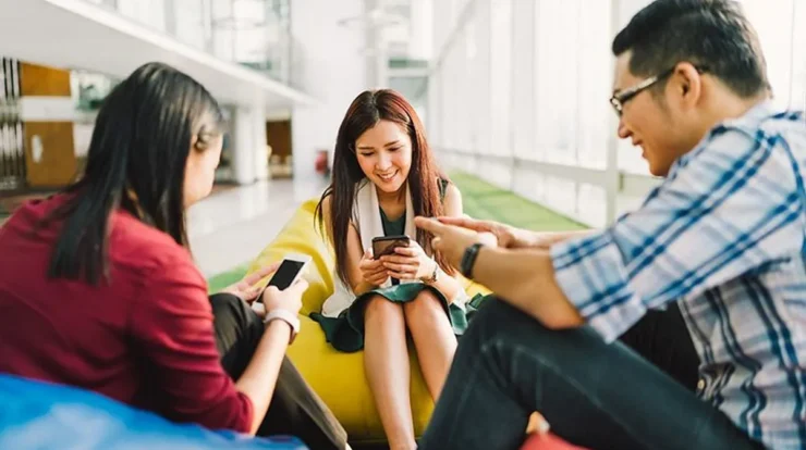 Menghadapi Era Digital: Transformasi Interaksi dengan Dunia