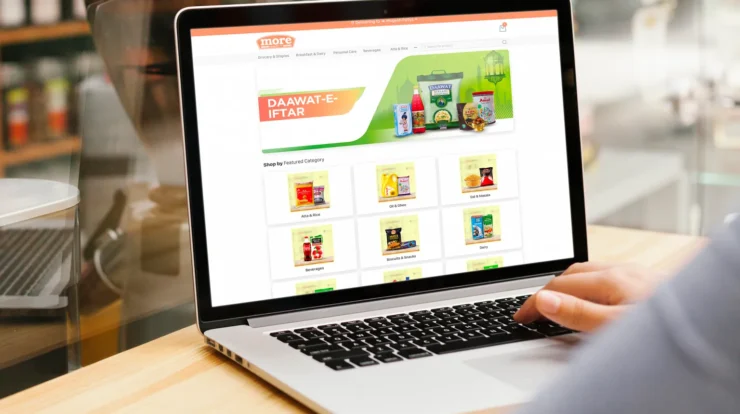 Pengembangan Platform E-commerce yang Canggih