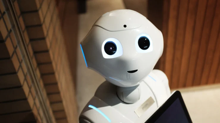 Peran Teknologi dalam Meningkatkan Interaksi Manusia dan Robot