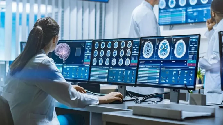 Tantangan dan Pertimbangan Terkait Penggunaan Teknologi AI di Kesehatan